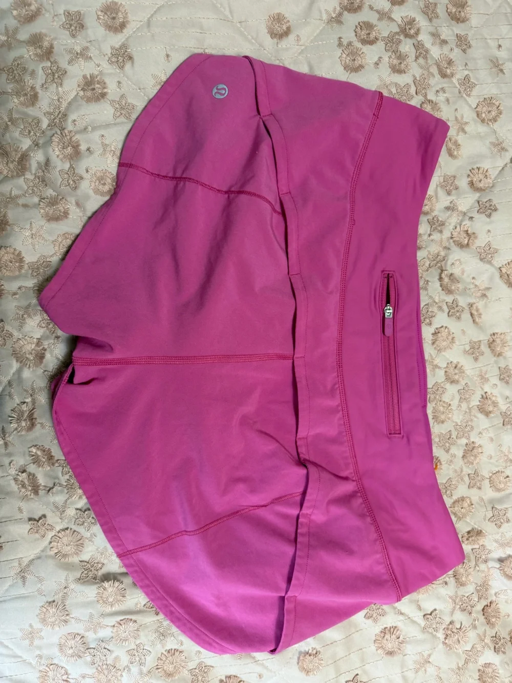 Lululemon speed up 2.5 LR sonic pink shorts